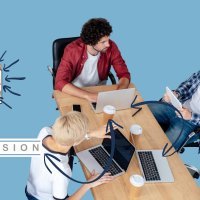 3 persone collaborano omegat subversion
